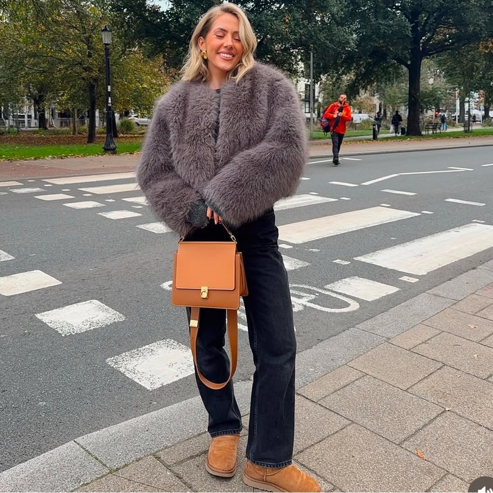 ZARA FAUX FUR SHORT COAT